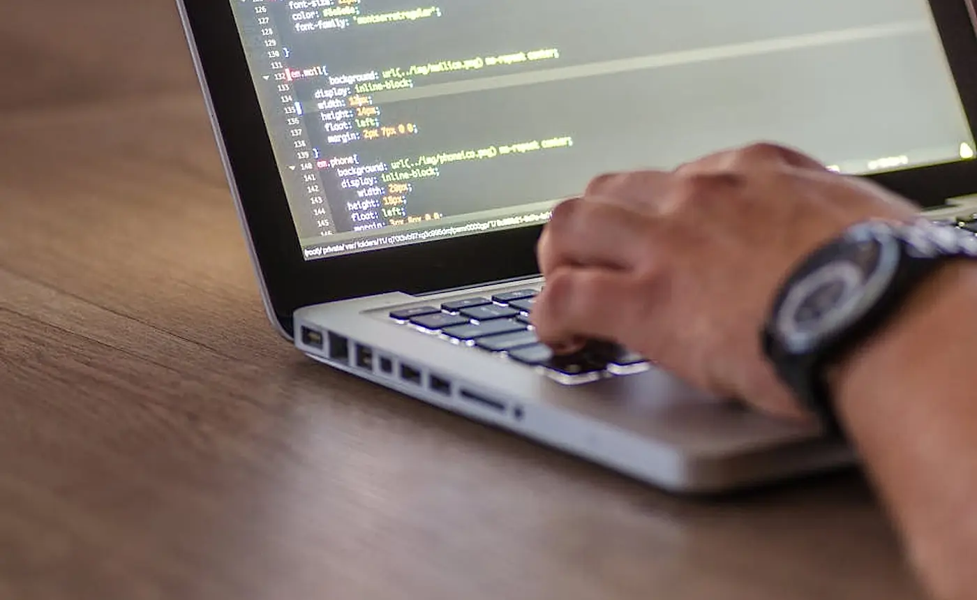 Code editor and software workflow for academy training